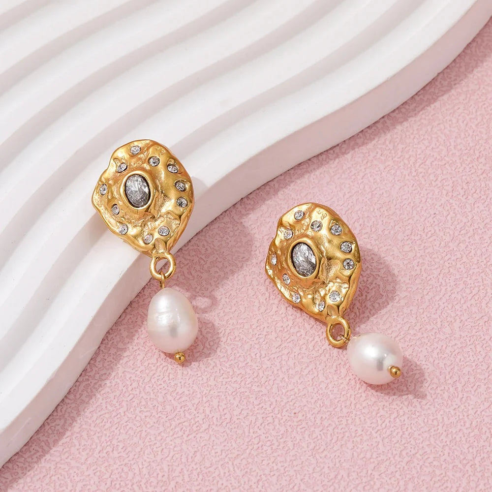BELLA PEARL EARRINGS