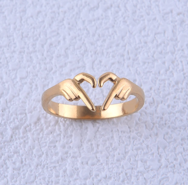 ELENA HEART ADJUSTABLE RING