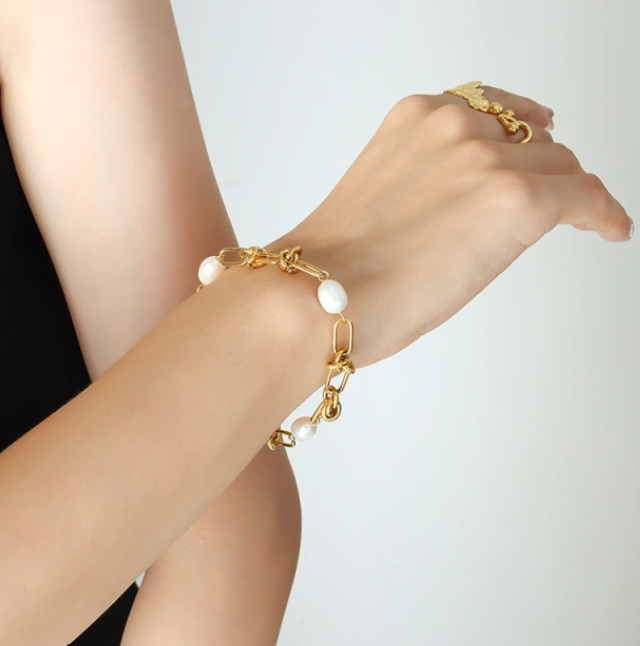 LUBAN FRESHWATER PEARL TWIST CHAIN BRACELET