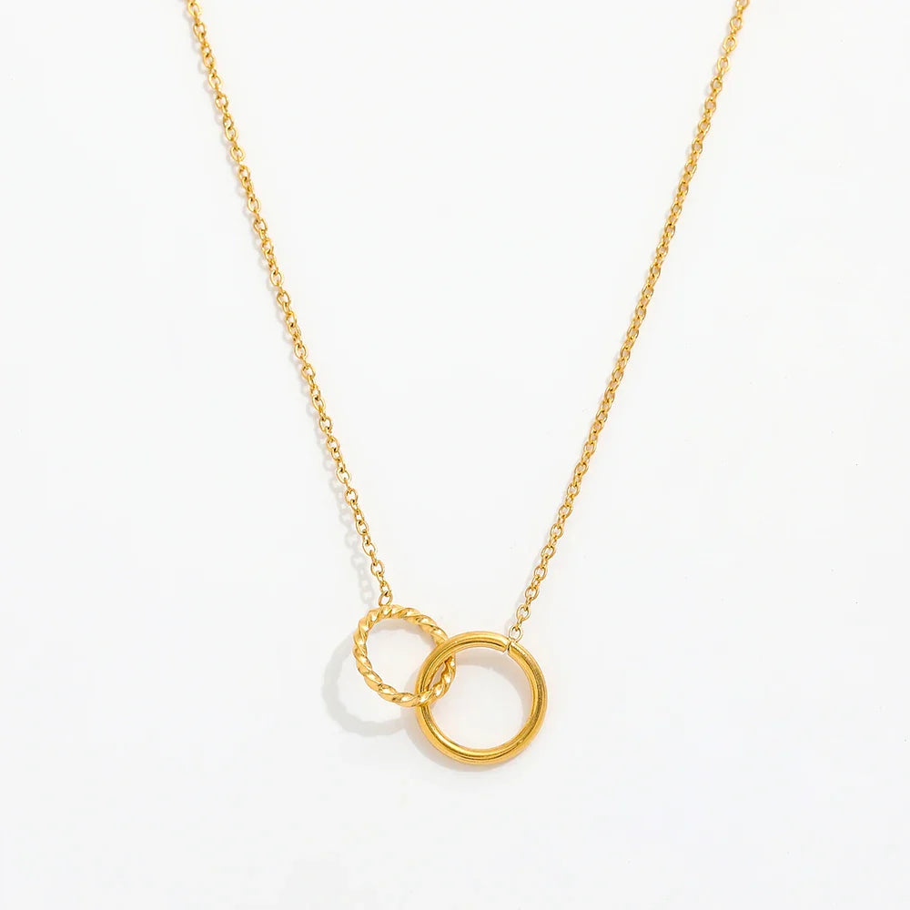 TOGETHER CIRCLE NECKLACE