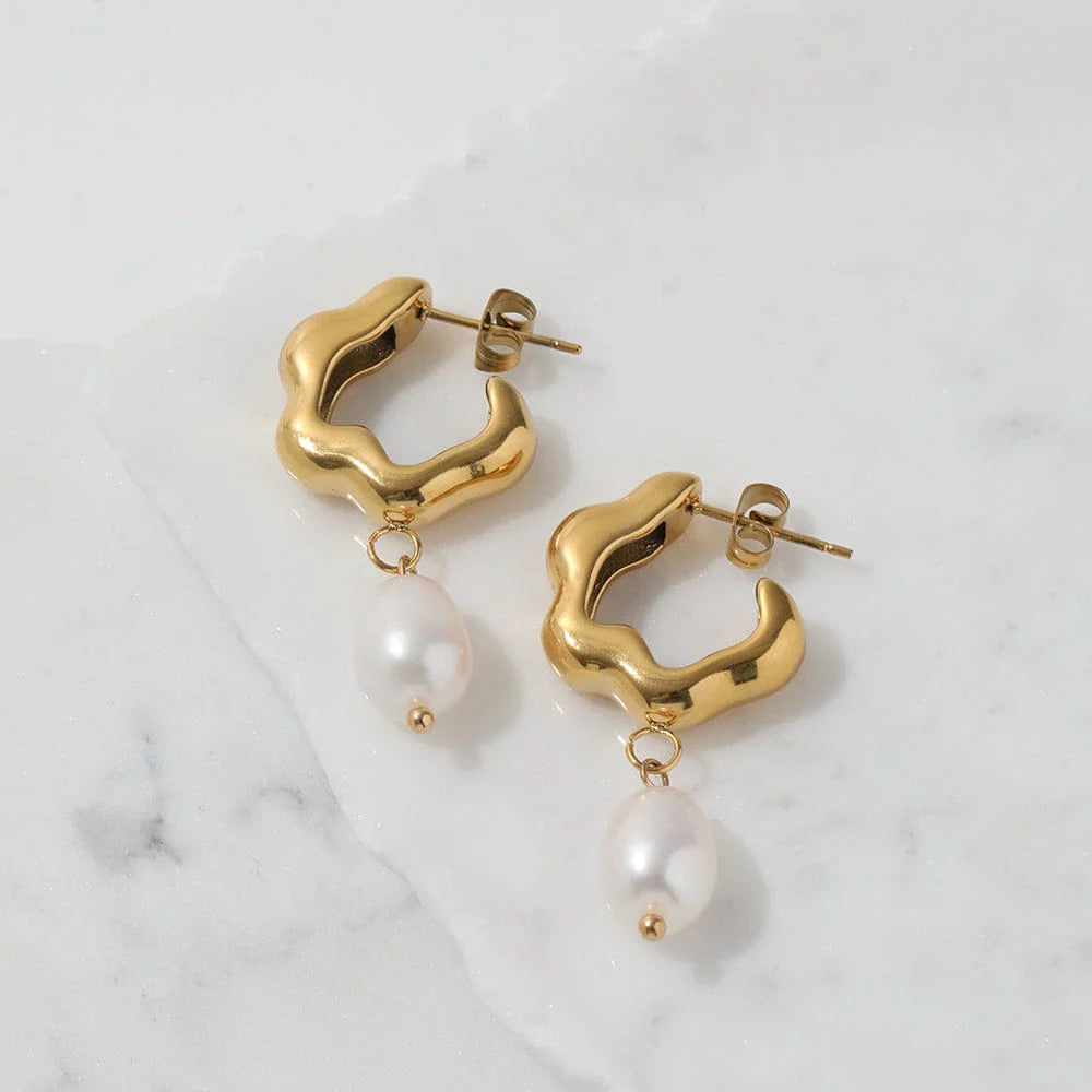 PAULINA PEARL EARRINGS
