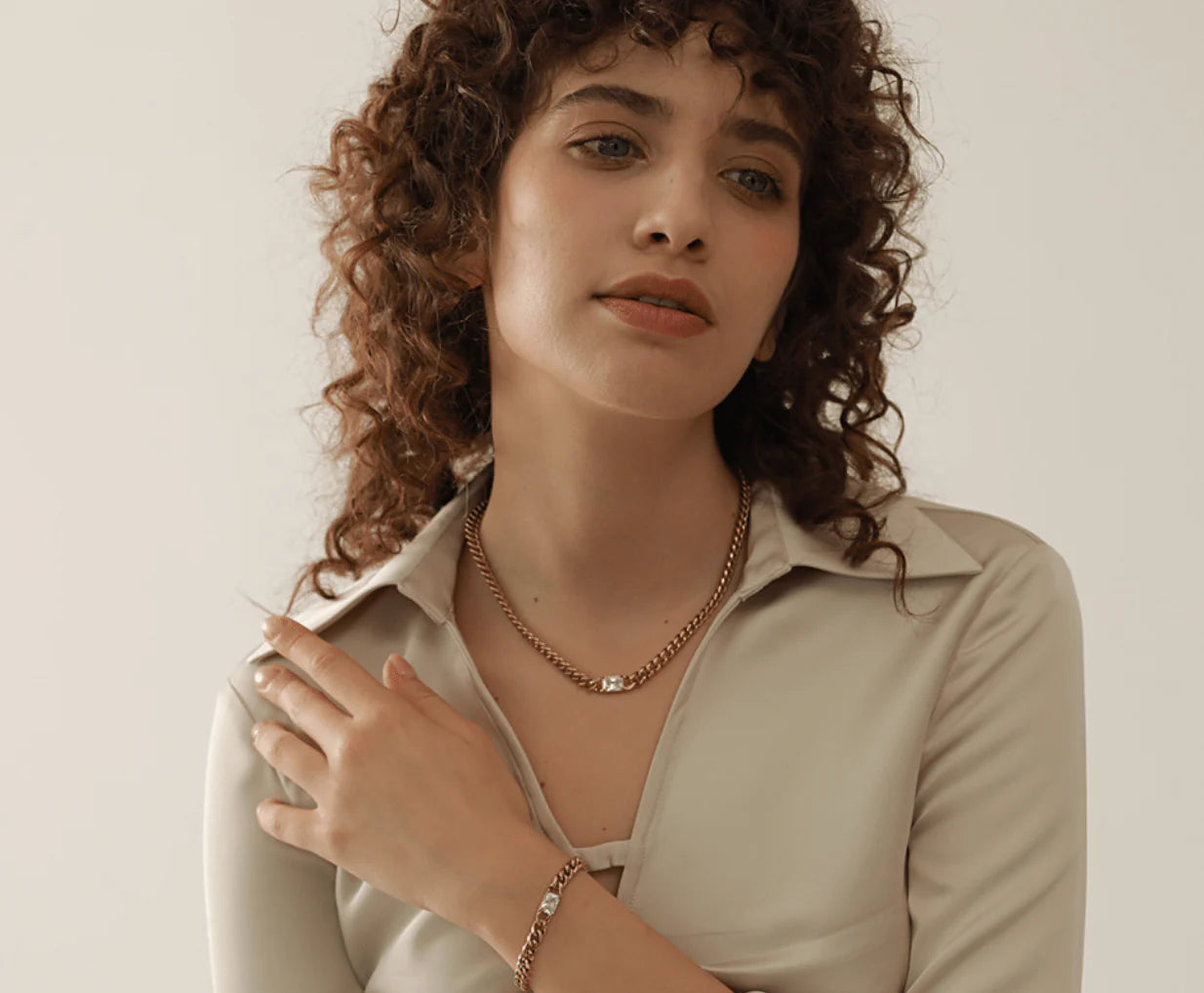 MIRA CUBAN LINK CHAIN NECKLACE